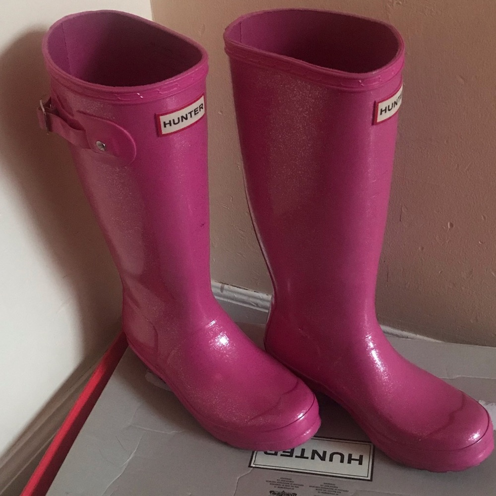 Kids pink glitter high gloss hunter  boots used